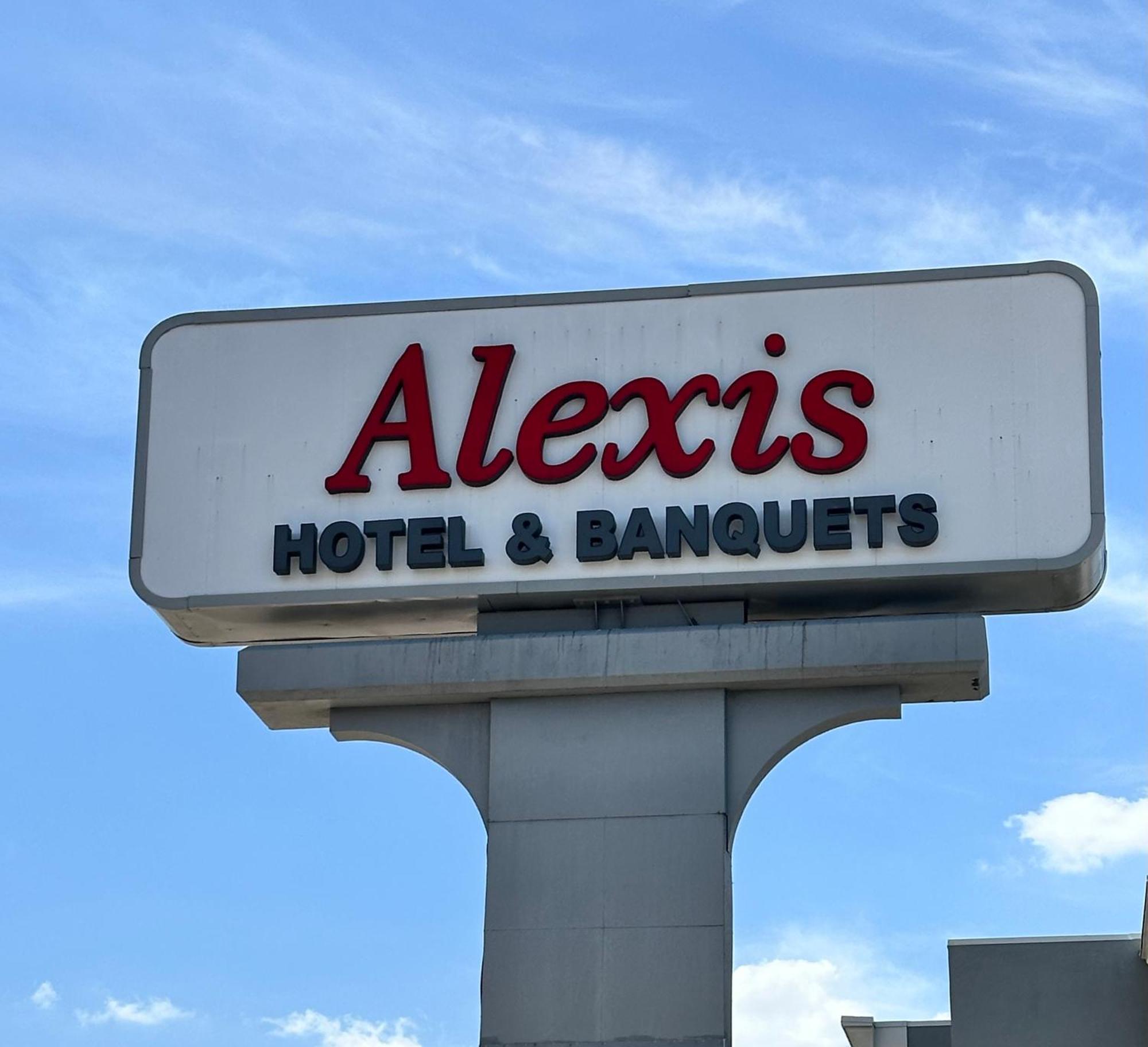Alexis Hotel & Banquets Dallas Park Central Galleria Eksteriør billede